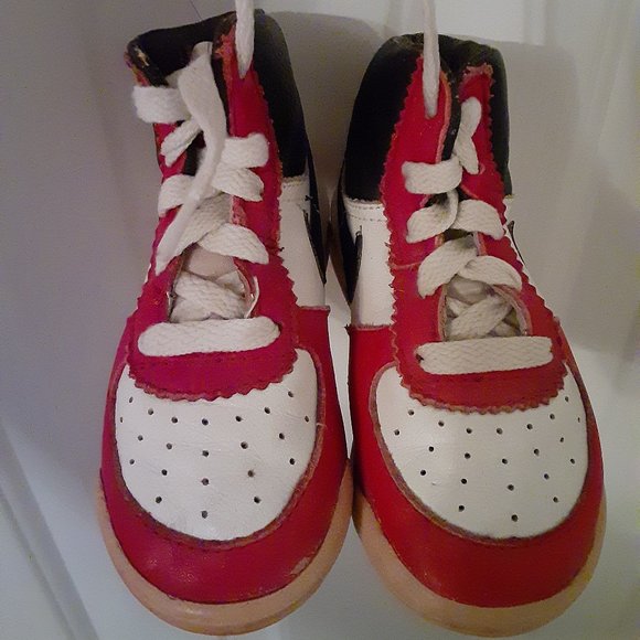 Original (OG) Nike Air Jordan 1 - Picture 3 of 8